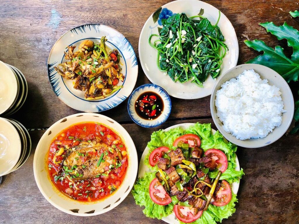 Vietnamese food in District 1