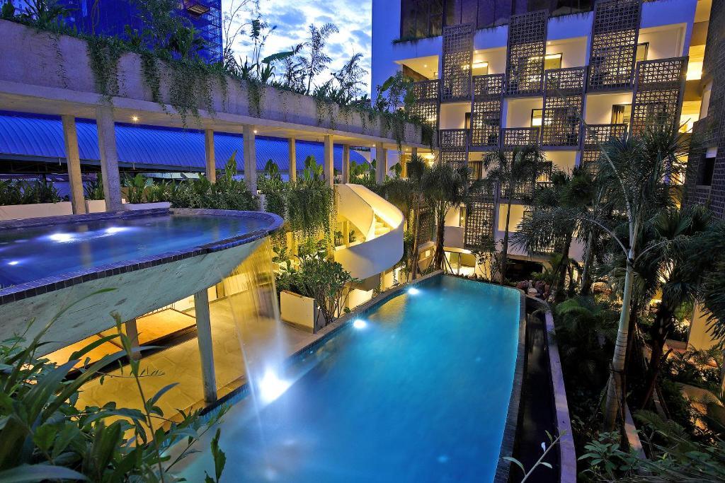 Hotels in Phnom Penh